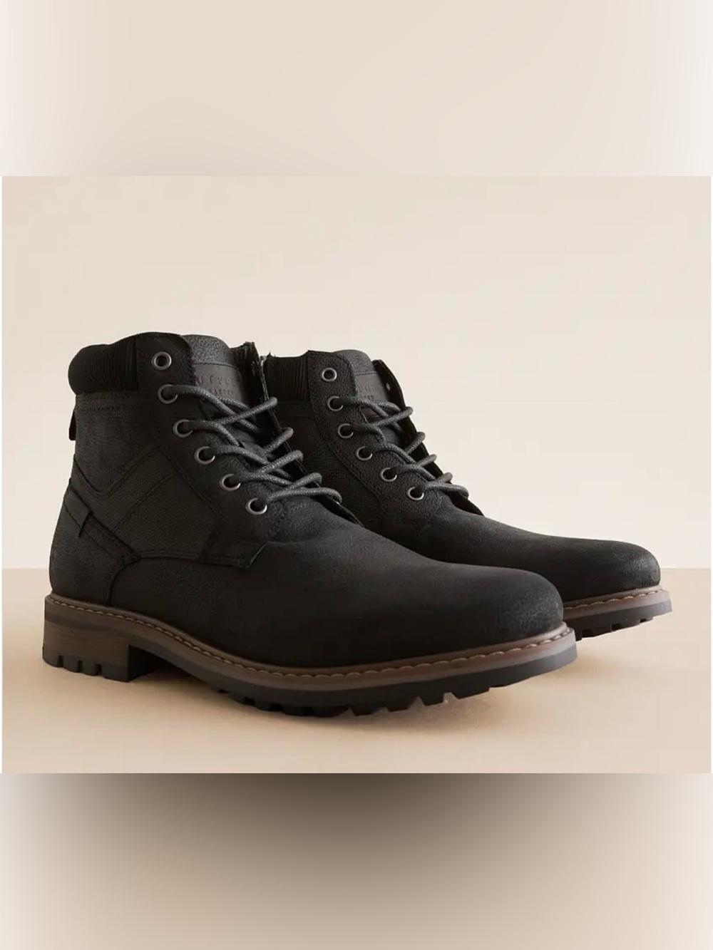 Men's Black Lace-Up Rugged Ankle Boots